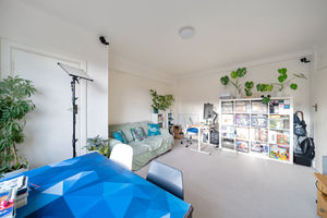 Photo 6- click for photo gallery